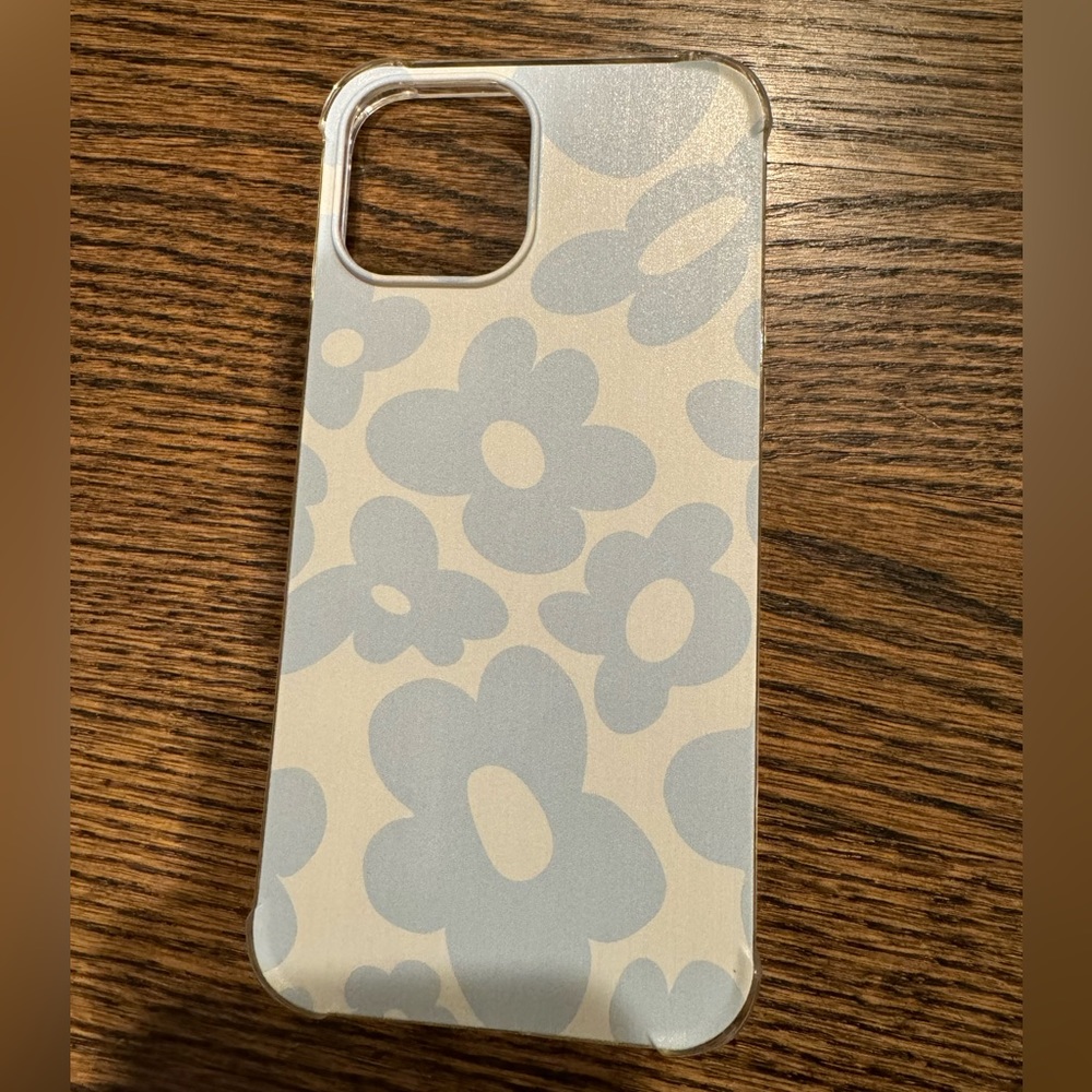 iPhone 12 max pro phone case never used